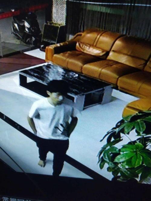 男子爆料酒店前台视频,男子爆料惊人一幕