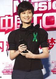 天涯爆料帖李宇春视频,揭秘天后背后的真实瞬间