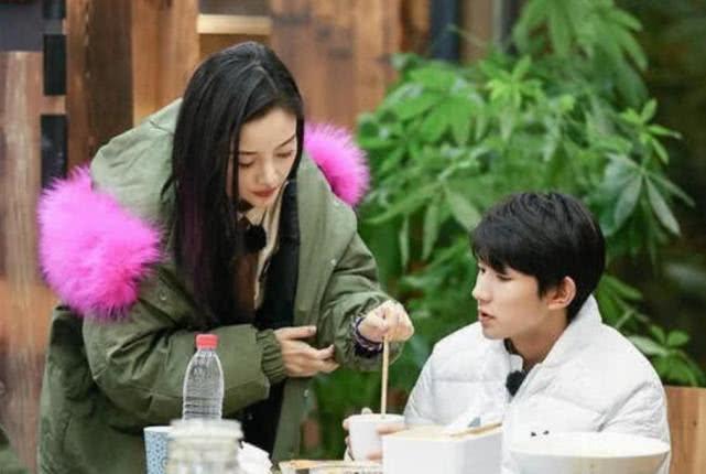 戴军爆料王源视频,揭秘背后惊人内幕